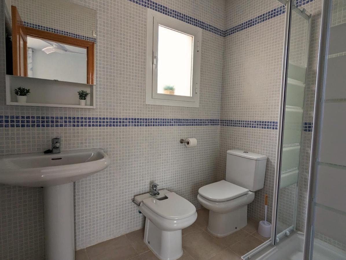 Apartamento Las Palmeras - Con Terraza, Barbacoa, Aire Acondicionado Y A 250M De La Playa! Los Alcazares Exterior photo
