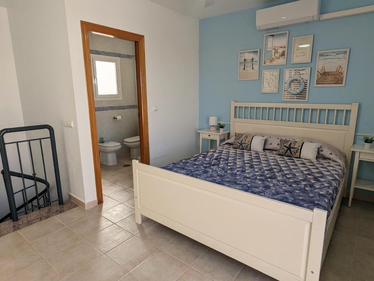 Apartamento Las Palmeras - Con Terraza, Barbacoa, Aire Acondicionado Y A 250M De La Playa! Los Alcazares Exterior photo